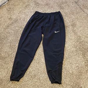Men’s Nike dri-fit joggers LARGE